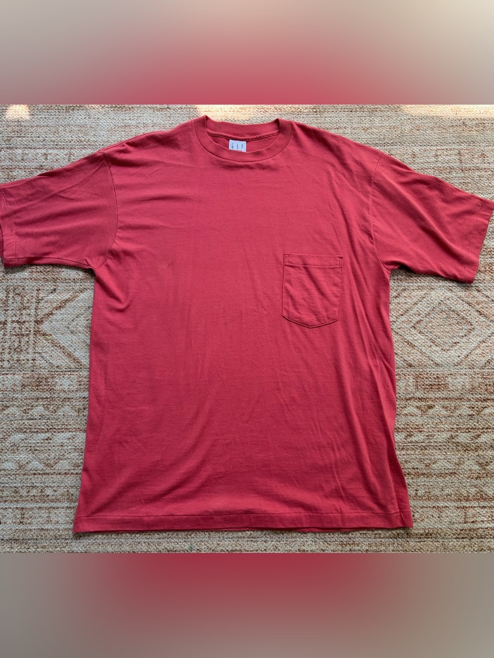 Vintage 1990’s Men's Gap Large Boxy Pocket-T Crew Neck T-Shirt made in USA - Red